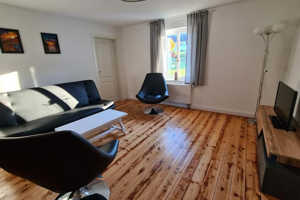 Grosszuegige Wohnung Auf Dem Hof Historischen Muehle Holzhausen  Eksteriør billede